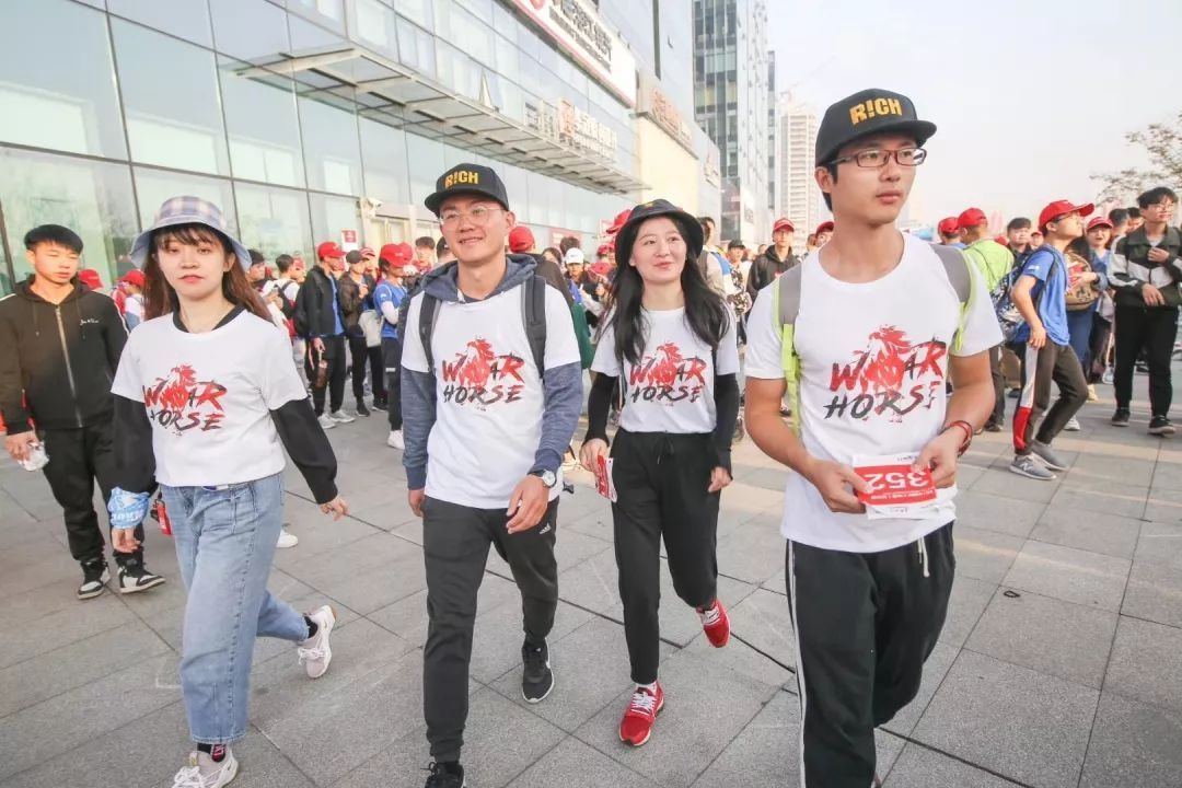 戰(zhàn)馬相伴，勇不止步丨戰(zhàn)馬毅行百公里戰(zhàn)隊招募令！